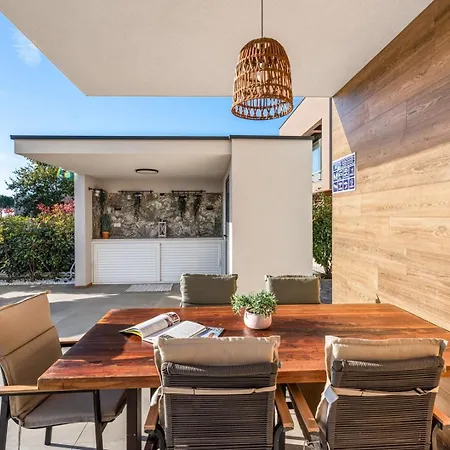 Casa Dora شقة
